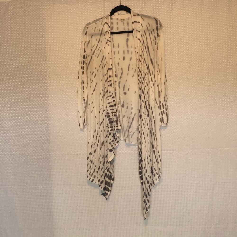Lightweight White and Grey Cardigan. Size Large.
